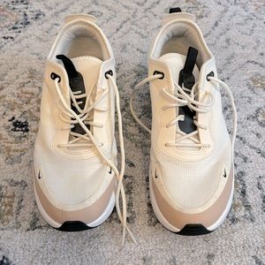 nike | air max | cream, tan & black | size 9